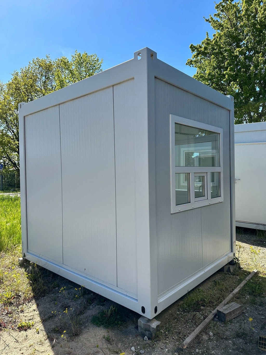 Bürocontainer 3,00 × 2,44 m – Sicherheits- / Kontrollstation