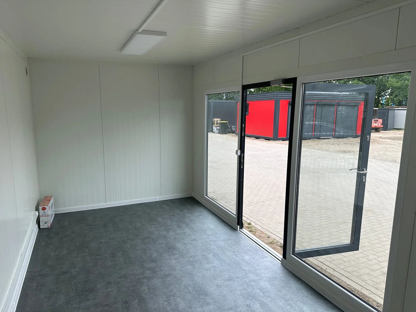 Bürocontainer 6,00 × 2,90 m